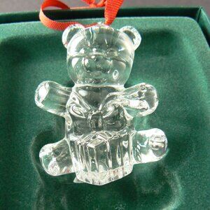NIB MARQUIS WATERFORD CRYSTAL "GIFT BEAR" ORNAMENT (B6)
